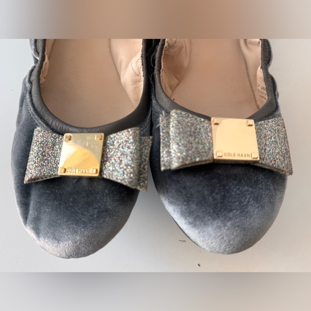 Cole Haan Tali Bow Ballet Flat Shoes Grey Velour Velvet Women’s Size 10 - Picture 5 of 8